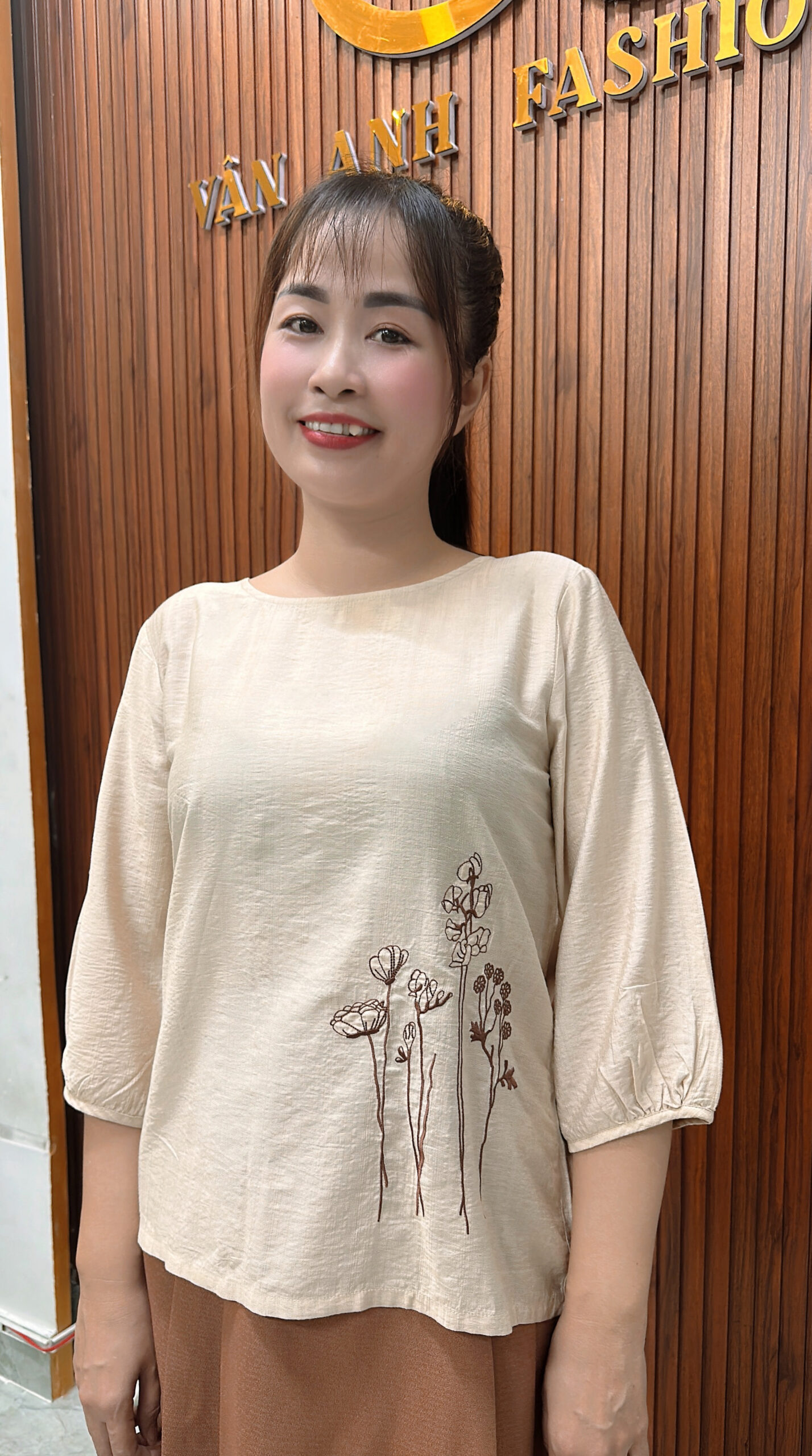 Áo Trung Niên Thêu Hoa Áo Trung Niên Thêu Hoa
