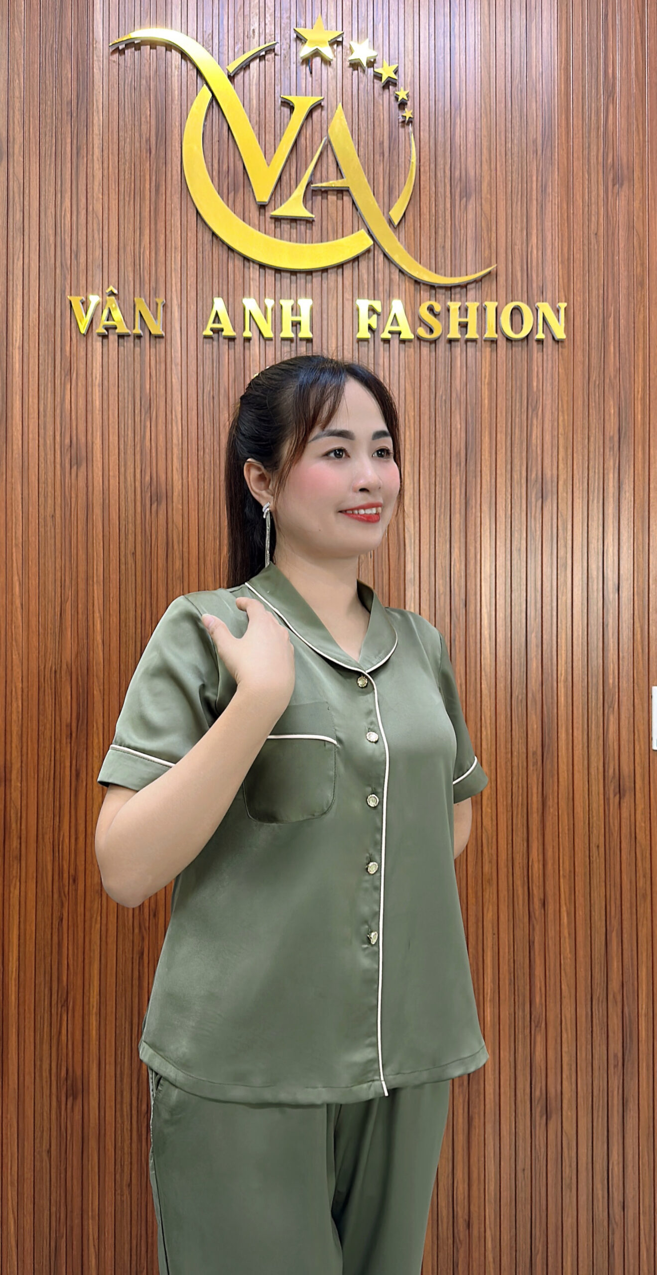 Đồ bộ trung niên tay ngắn Đồ bộ trung niên tay ngắn